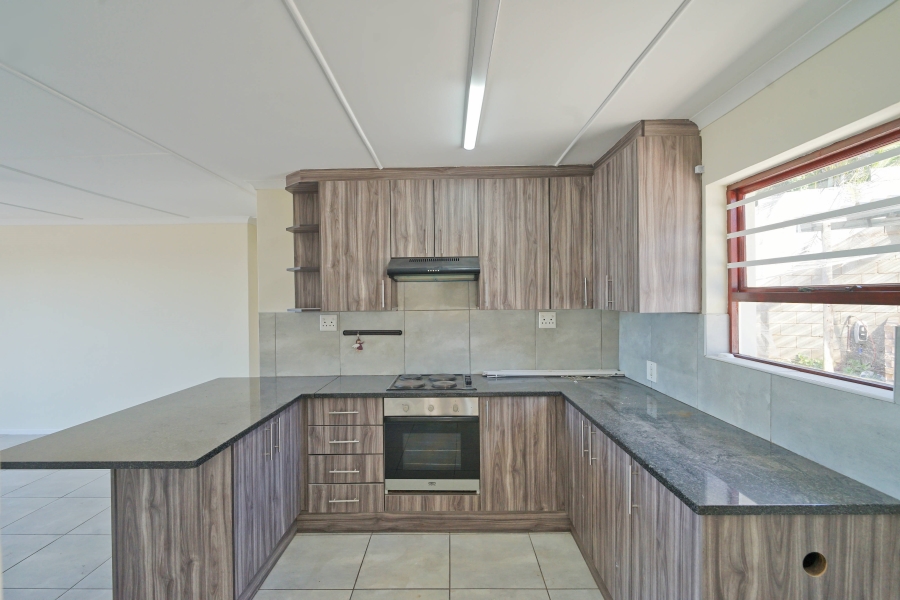 3 Bedroom Property for Sale in Winterstrand Eastern Cape